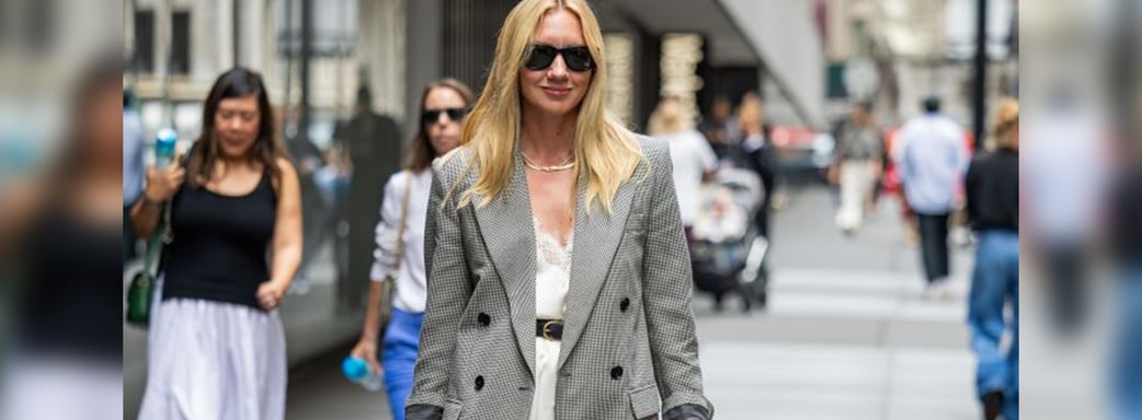 「西裝外套+洋裝」就是辦公室優雅造型的新選擇：7套西裝外套搭配洋裝的創意穿搭範例