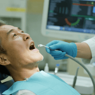 노년층 임플란트, 잇몸 건강을 되찾는 현명한 선택