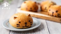 可愛いにゃんこに大変身！ ねこねこチョコクリームぱん / パンのレシピ