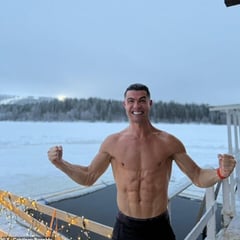 Cristiano Ronaldo strips down to his shorts in the snow in Lapland