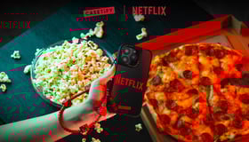 케이스티파이, 넷플릭스와 한정판 협업 컬렉션 출시