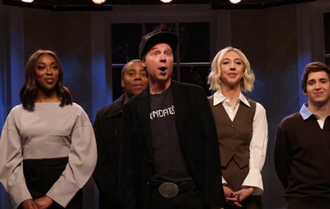 Elon Musk Criticizes Dana Carvey’s ‘SNL’ Impression, Says Show “Has Been Slowly Dying for Years”