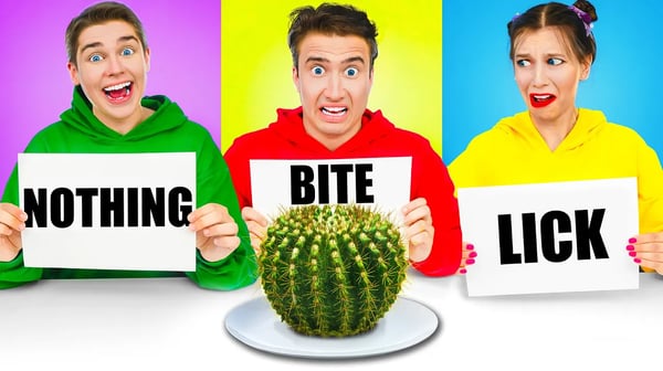 BITE, LICK OR NOTHING CHALLENGE ! Prank Wars by Multi DO CHALLENGE