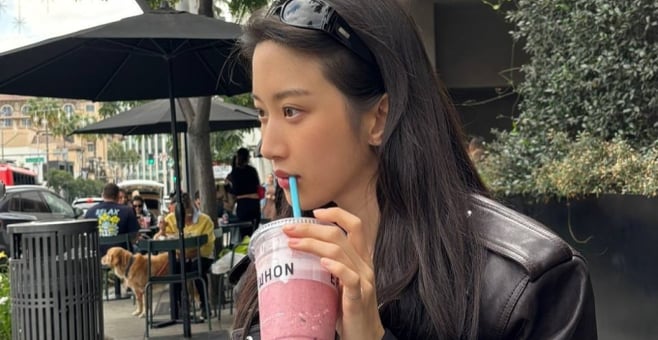 ‘분위기 여신’ 문가영의 가을 패션