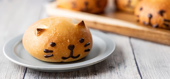 可愛いにゃんこに大変身！ ねこねこチョコクリームぱん / パンのレシピ