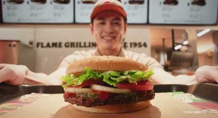 【動画】バーガーキング/TVCM「ワッパー 肉だ。直火だ。食事だ。 限定マッシュルーム篇」